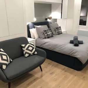 Design Proche Champs-elysees Apartment Paris